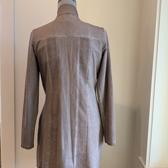 Yest cardigan - Picture 3 of 12